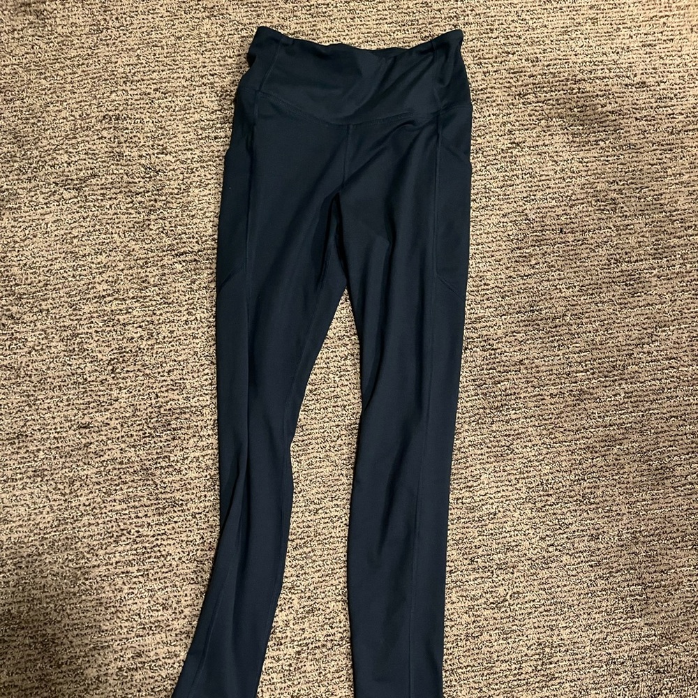 FIGS Women’s 300 Performance Leggings, Dark Harbor XS